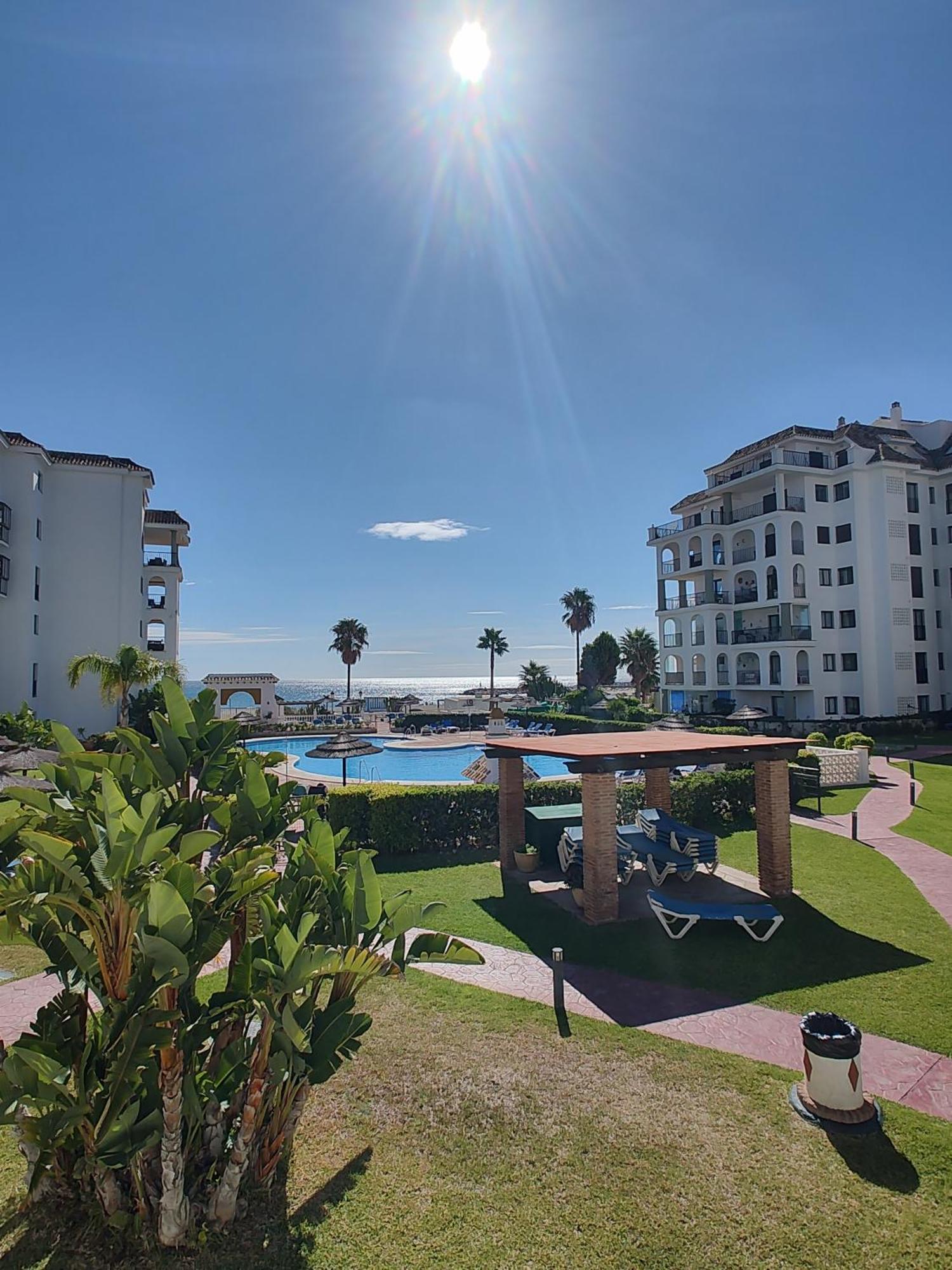 Duquesa 5210 Beach Side Paradise Castillo de Sabinillas 외부 사진